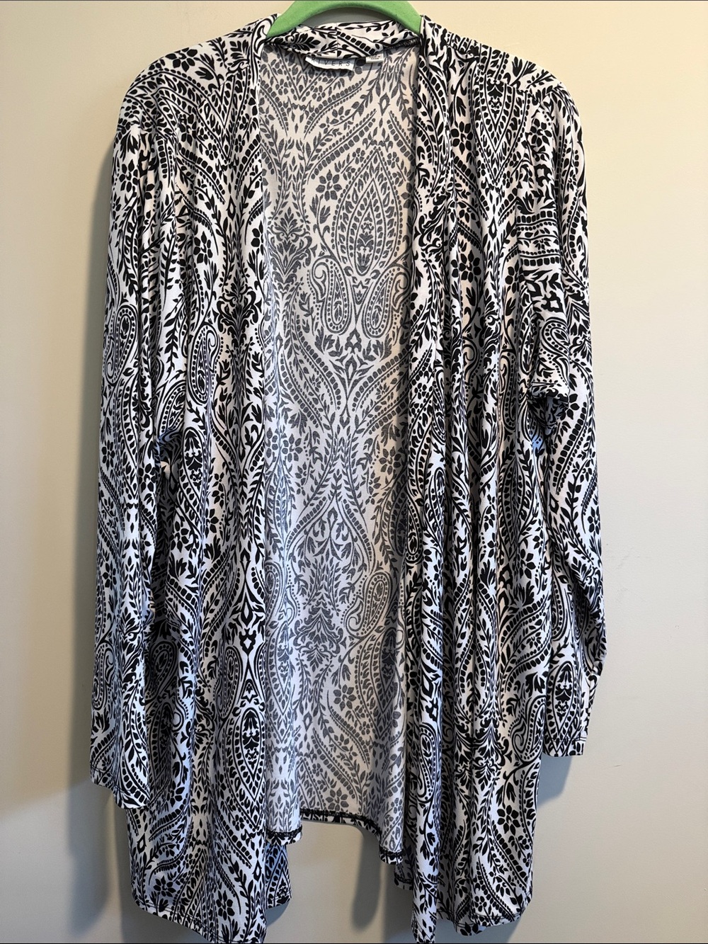 Joan Rivers Black & White Paisley Open Cardigan